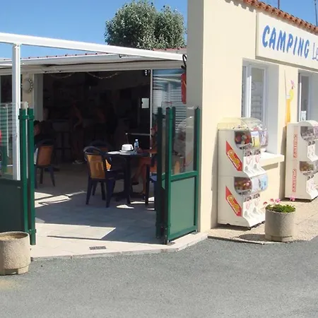 Mobil-home Avec Terrasse - 4 Personnes, 2 A - Api-1-52-1481 滨海拉福特